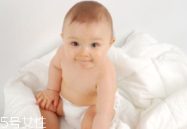 睡姿可以防治哪些疾?。亢玫乃耸丘B(yǎng)生秘訣