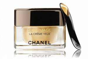 香奈兒眼霜有幾種？20歲以上的人就要使用眼霜