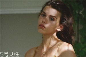 提眉手術(shù)可以保持幾年？提眉一定要慎重