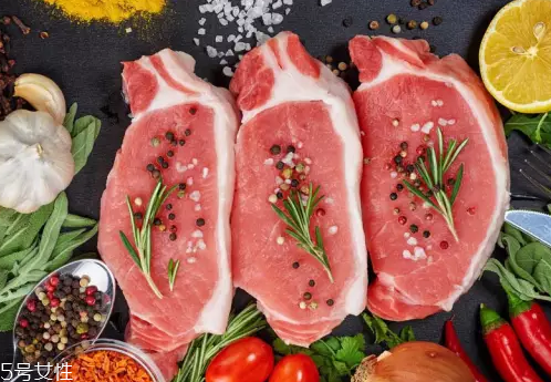 凍肉多久該扔？冷凍肉和冷鮮肉大不相同