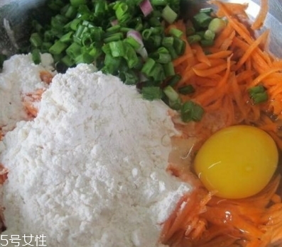 蘿卜丸子用什么蘿卜好？青蘿卜胡蘿卜白蘿卜