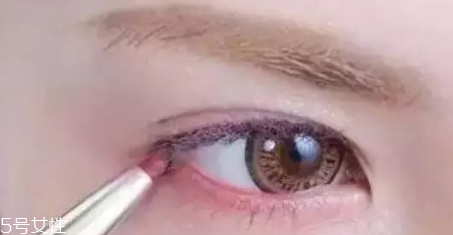 兔子腮紅怎么畫才可愛？中年少女必備腮紅畫技