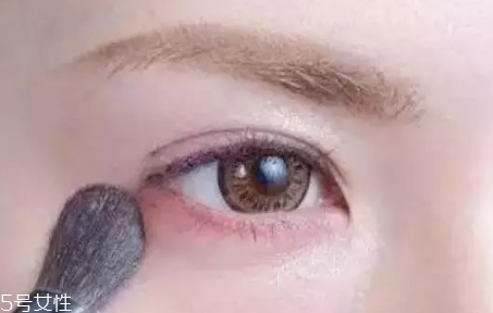 兔子腮紅怎么畫才可愛？中年少女必備腮紅畫技