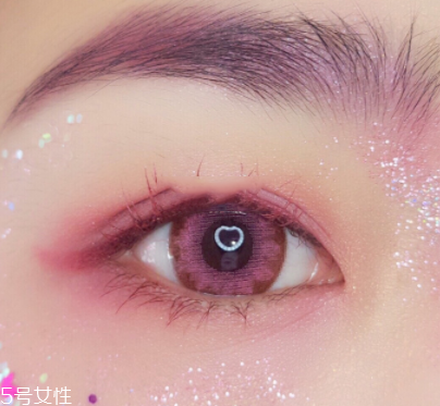 兔子腮紅怎么畫才可愛？中年少女必備腮紅畫技