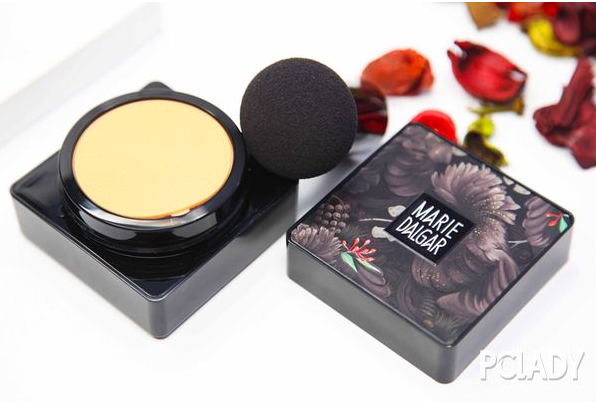 瑪麗黛佳小蘑菇粉底霜好用嗎？可愛又好用