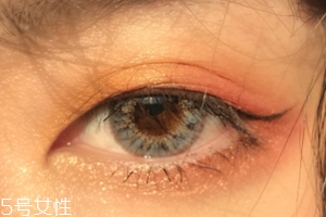 2018暖冬妝容怎么畫？敲溫暖的眼妝畫法