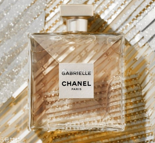 香奈兒嘉柏麗香水多少錢一瓶？女人最愛的香奈兒香水推薦