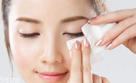 sk2神仙水是精華還是水？神仙水其實(shí)是一種精華水