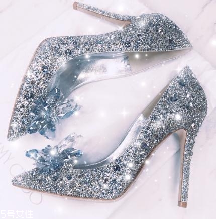 jimmy choo鞋子好穿嗎？高跟鞋界的傳奇之作