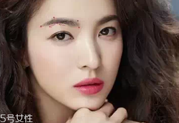 自然系彎眉怎么畫？弱化眉峰是重點(diǎn)