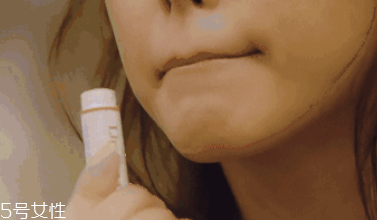 潤(rùn)唇膏吃了會(huì)中毒嗎？劑量小不會(huì)有事