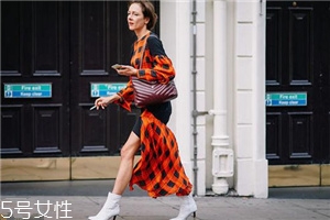 tory burch是哪個(gè)國(guó)家的品牌？輕奢包包里的經(jīng)典