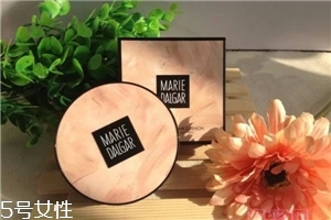 瑪麗黛佳底妝產(chǎn)品哪款好用？化妝包里必帶款