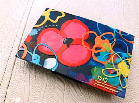 瑪麗黛佳多米諾眼影好用嗎？超美超好畫