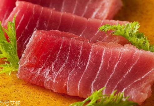 青魚可以做生魚片嗎 中式生魚片 青魚可以做生魚片嗎 中式生魚片