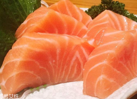 青魚可以做生魚片嗎 中式生魚片 青魚可以做生魚片嗎 中式生魚片