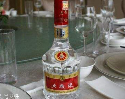 白酒要醒嗎？這些酒需要醒酒