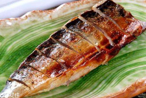 青魚怎么做不腥 不腥的小技巧 青魚怎么做不腥 不腥的小技巧