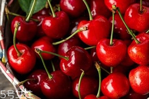 吃車?yán)遄恿鞅茄趺椿厥?？遇到這種情況應(yīng)該這么做