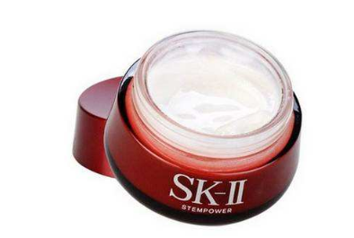 sk2大紅瓶面霜與百優(yōu)面霜哪個好？sk2大紅瓶屬于貴婦面霜