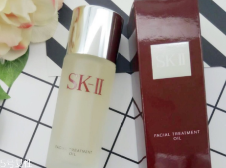 sk2神仙水怎么看生產(chǎn)日期？神仙水之前一定要擦化妝水