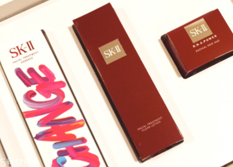 sk2神仙水怎么看生產(chǎn)日期？神仙水之前一定要擦化妝水