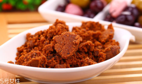 紅糖水怎么做？紅糖用溫水泡比較好