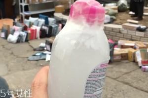 網(wǎng)購卸妝水凍成冰坨，化妝品該怎么保存？