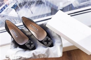 manolo blahnik是哪個國家的牌子？女星們的紅毯指定用鞋