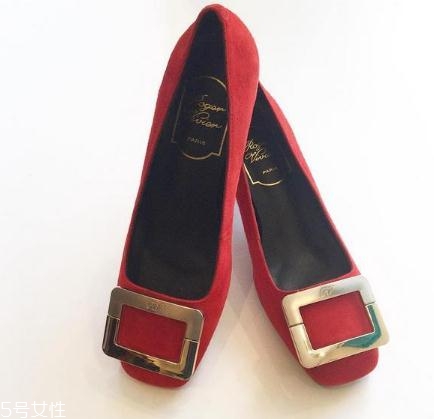 roger vivier鞋子怎么樣？派對(duì)晚宴的必備款高跟鞋