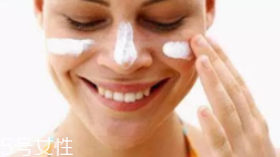 防曬霜為什么會過敏？二苯酮-3風險大