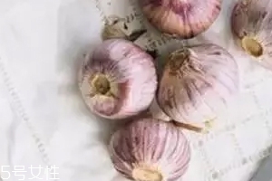 大蒜有哪些功效？天然青霉素降糖降脂