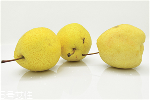 梨子削皮后怎樣不變色？梨子能空腹吃