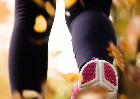 跑步對(duì)膝蓋有損傷嗎_跑步對(duì)膝蓋的影響 跑步對(duì)膝蓋有損傷嗎_跑步對(duì)膝蓋的影響