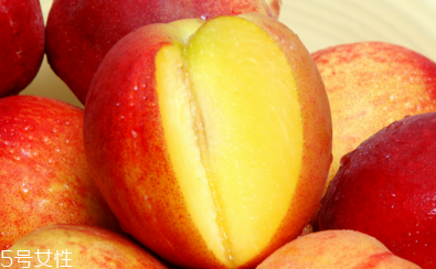 枇杷可以和梨一起吃嗎？桃子和梨不要一起吃