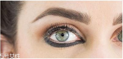 2018最流行的眼線畫(huà)法有幾種？新手最容易犯的眼線誤區(qū)