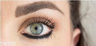 2018最流行的眼線畫(huà)法有幾種？新手最容易犯的眼線誤區(qū)