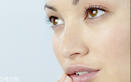 眼線液哪個(gè)牌子好用不暈染？眼角下垂畫眼線圖解 