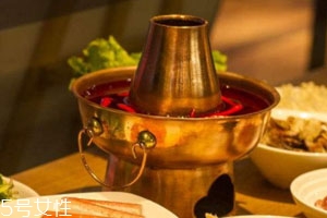 火鍋為什么要用牛油 牛油火鍋好處多多 火鍋為什么要用牛油 牛油火鍋好處多多