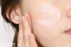 面霜有哪些涂抹方法？有些不適合點(diǎn)涂