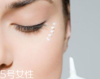 眼霜不可以來回涂抹嗎？這樣不如不涂