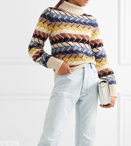 高領(lǐng)毛衣款式怎么挑選？這樣穿化身時尚通行證