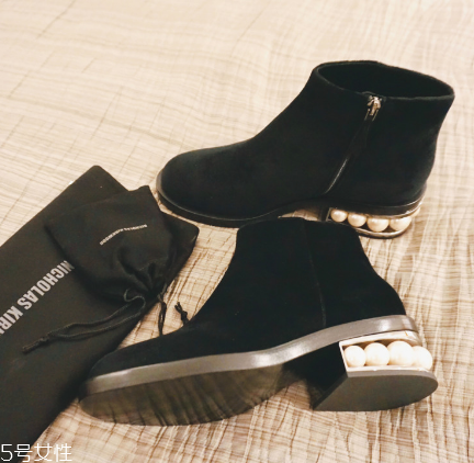 nicholas kirkwood鞋子多少錢？各大女星的新寵