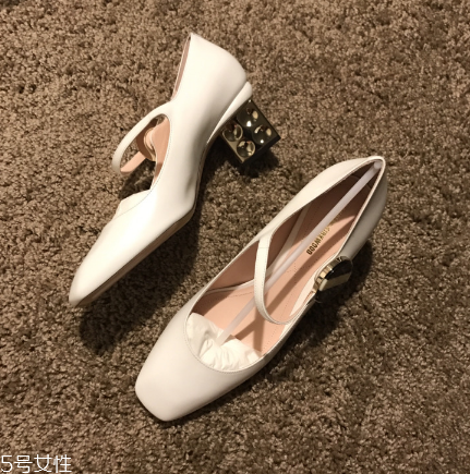 nicholas kirkwood鞋子多少錢？各大女星的新寵