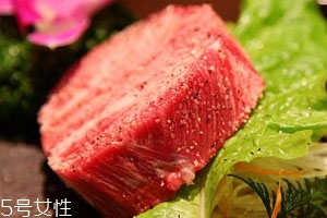 神戶牛肉多少錢一斤 天價牛肉你吃過嗎 神戶牛肉多少錢一斤 天價牛肉你吃過嗎