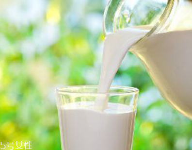 喝酒后能喝牛奶嗎？這些事情一定要注意