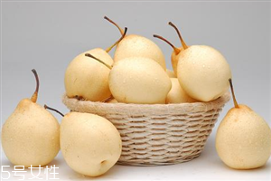 吃雪梨會上火嗎？吃雪梨能止咳