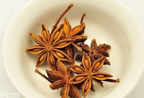 八角籽能吃嗎 功效與作用 八角籽能吃嗎 功效與作用