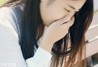 長期干咳是什么原因？可能是這種癌癥的征兆