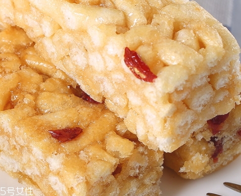 沙琪瑪是膨化食品嗎？不健康請少吃